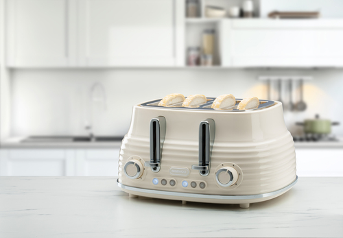 Daewoo SDA2483GE Sienna 4 Slice Toaster in Cream - image 2