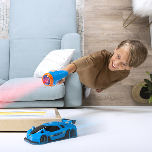 Spin Master Air Hogs , Zero Gravity Laser, Laser-Guided Wall Racer, Wall Climbing Race Car, Blue – image 3