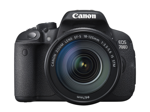 Canon 700D + EF-S 18-135mm + EF 40mm
