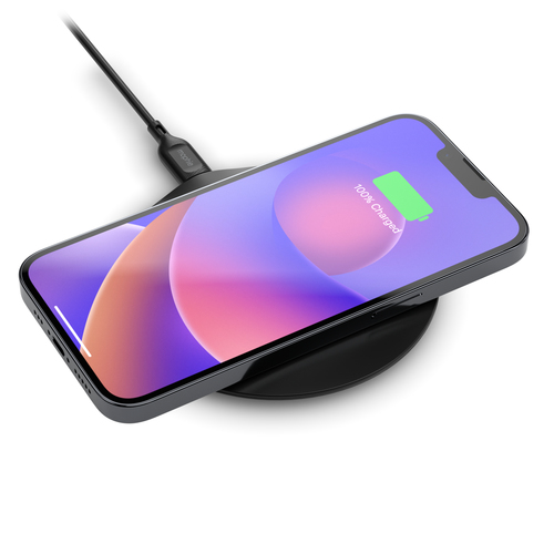 mophie wireless charging pad 15W – image 9