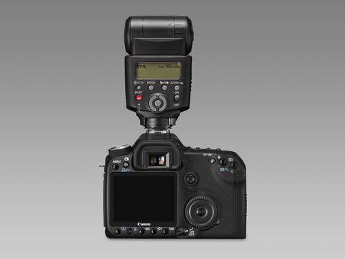 Canon 50D + EF-S 18-200mm – image 3