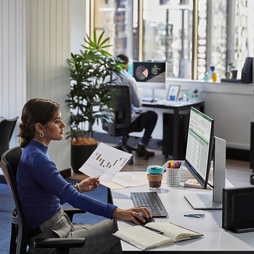 HP 400 G9 + M27m Conferencing Monitor – image 9