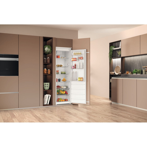 Hotpoint HTSD18A011A1 177cm High Integrated Upright Fridge 54cm Wide - image 5