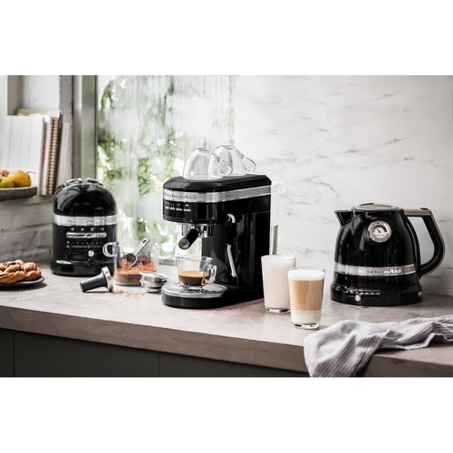 KitchenAid Artisan Onyx Black 1.5L Kettle - image 7