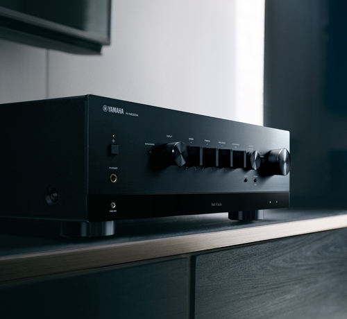 Yamaha R-N1000A 100 W 2.0 channels stereo Black – image 6