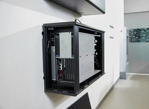 APC NetShelter WX 6U Wallmount Rack