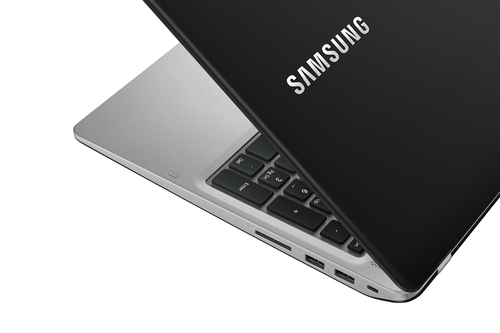 Samsung NT500R5K Intel® Core™ i3 i3-5005U Laptop – image 2