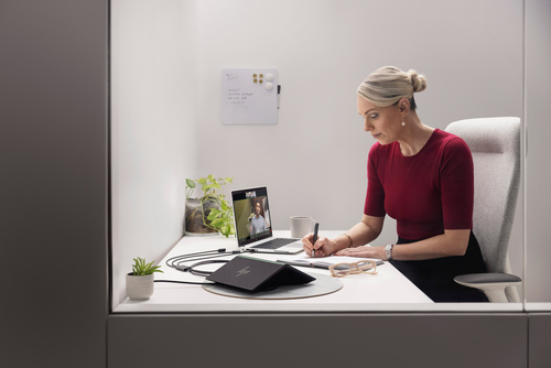 HP Presence Small Space Solution w/Microsoft Teams Rooms – image 9