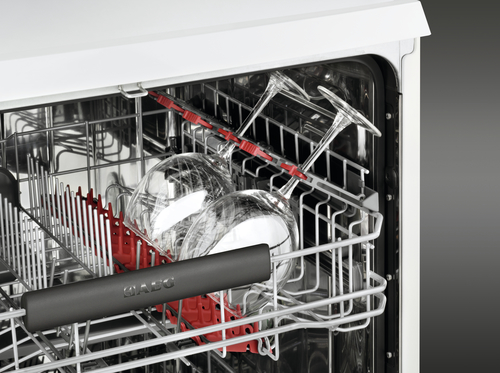 AEG F66602IM0P Semi built-in 13 place settings – image 9