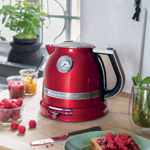 KitchenAid Artisan 5KEK1522BCA 1.5 Litre Kettle - Candy Apple - image 2
