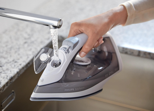 Philips EasySpeed GC1751/80R1 iron Steam iron Ceramic soleplate – image 3