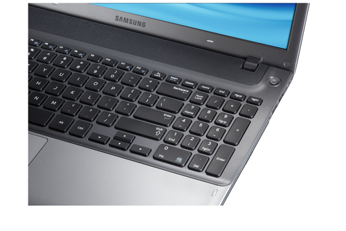 Samsung 3 NP355V5X AMD A6 A6-4400M Laptop – image 9
