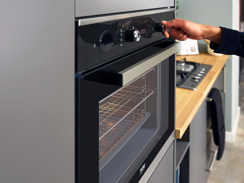 Beko BIS25300XC 60cm Built-In Single Multi-Function Oven with Steam Assisted Cooking – image 2