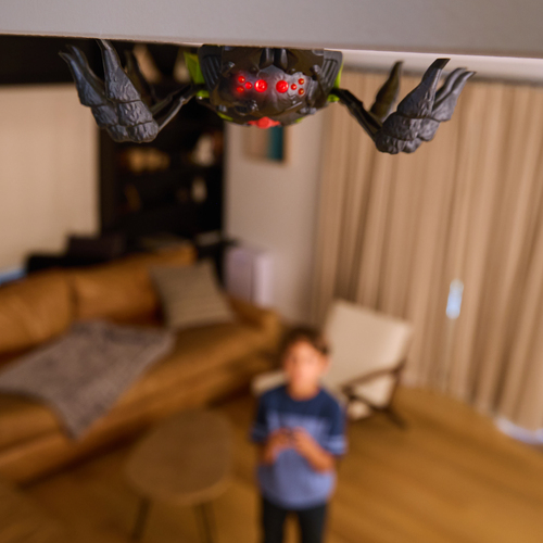 Spin Master HEX BOTS Wall Crawler Spider with Official Wall Climber Technology, Rechargeable Remote Control Robot Kids Toys, Prank Toys for Boys & Girls Ages 4 & Up – image 5