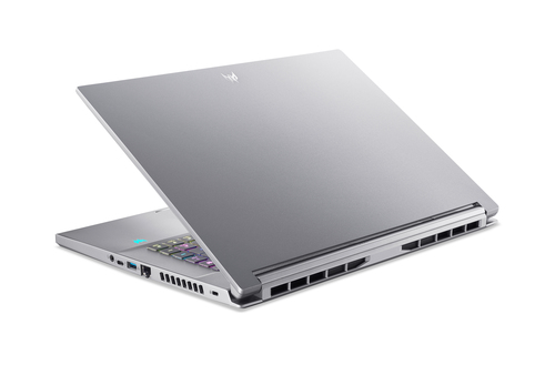 Acer Predator PT16-51-76XZ Intel® Core™ i7 i7-13700H Laptop – image 8