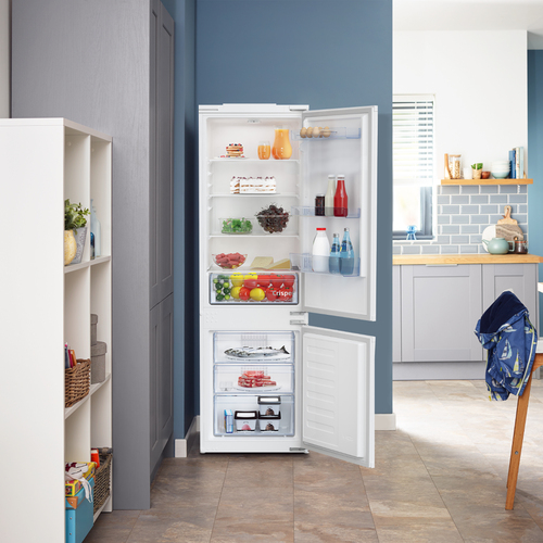 Beko BCSM473 Integrated Fridge Freezer – image 8