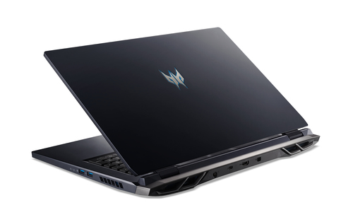 Acer Predator Helios 300 – image 4