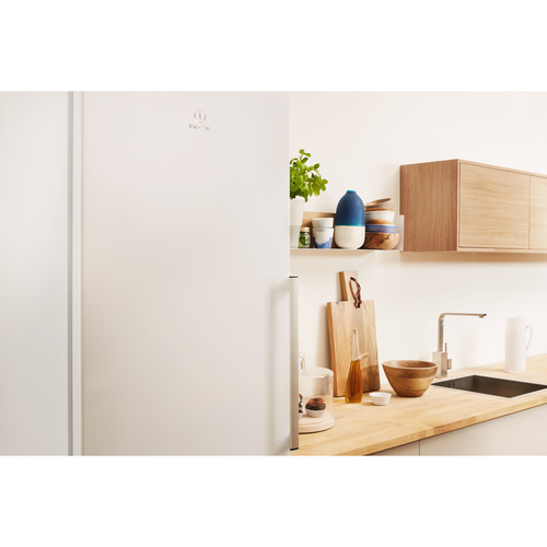 Indesit UI8 F2C W UK – image 7
