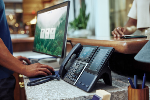 HP Poly Edge V850 OpenSIP DeskPhone with Power Supply – image 4