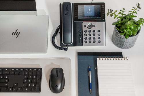 HP Poly Edge E550 IP Phone and PoE-enabled – image 2