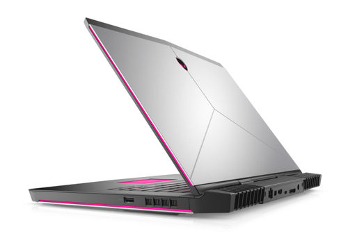 Alienware 15 R3 DKCWF02HBCL3, 15.6", Core i7-6700HQ, 16 GB RAM, 1.26 TB HDD, Radeon RX 470