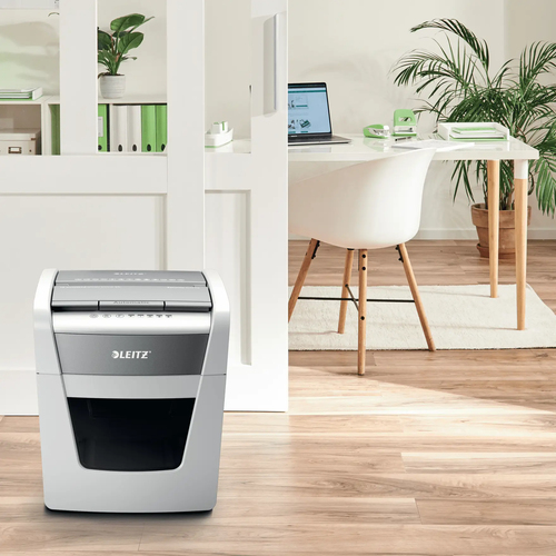 Leitz IQ Small Office Auto+ 50 Destructeur de Documents P4 – Photo 7 sur 8
