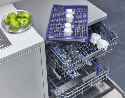 Beko DFN29331X dishwasher Freestanding 13 place settings – image 2