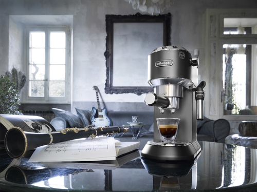 Delonghi Dedica Style Pump Espresso Coffee Machine Black - Black - image 6