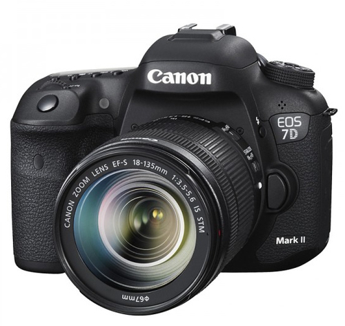 Canon EOS 7D Mark II + EF-S 18-135mm SLR-kaamera komplekt, 20.2 MP