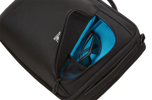 Thule Accent TACLB-116 Black. Case type: Messenger case, Maximum screen size: 39.6 cm (15.6"), Shoulder strap. Weight: 1.0