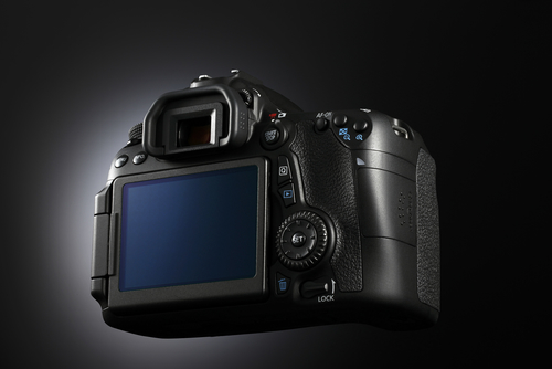 Canon 70D + EF-S 18-200mm – image 7