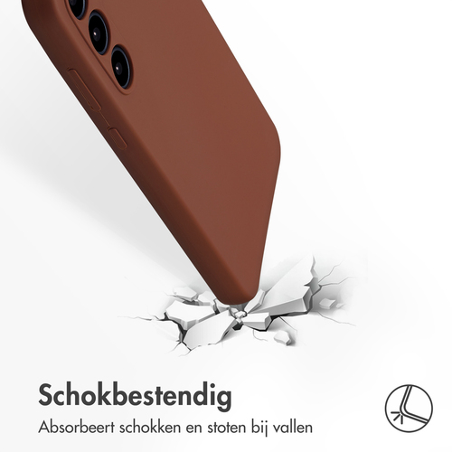 <div>Het slanke design van jouw smartphone intact houden én dagelijkse bescherming? Ga dan voor de Accezz Liquid Silicone Backcover. De hoes is, afbeelding 4