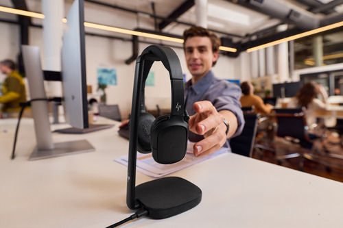 HP Poly Focus 620 Stereo Bluetooth Headset – image 4