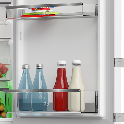 Blomberg KGM4574V Freestanding Frost Free Fridge Freezer with VitaminCare+ – image 6