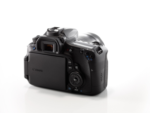 Canon 60D + EF-S 18-135mm – image 3