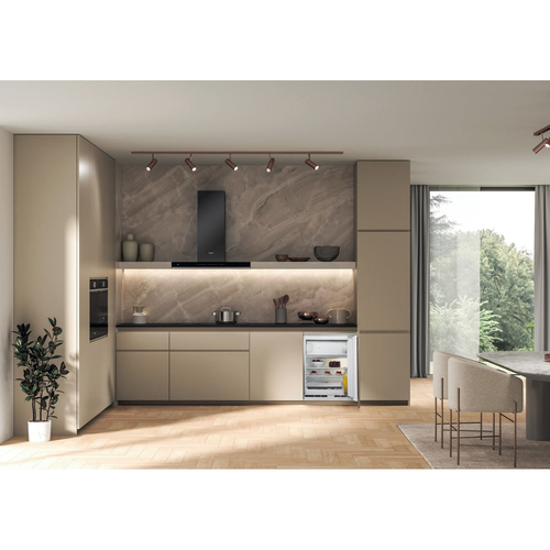 Whirlpool WBUF011 Onderbouw koelkast met vriezer, afbeelding 2