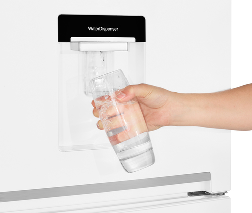 Beko CSG3582DW Freestanding Frost Free Fridge Freezer with Water Dispenser – image 5