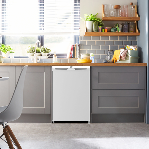 Beko UR4584W Undercounter Fridge - White - image 4