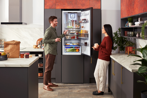 Grundig GKNM46220DZ fridge-freezer Freestanding – image 5