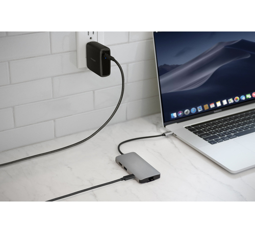 Kensington K33821NA power adapter/inverter Indoor – image 7