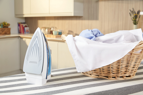 Beko SIM6124B 2400 Watt Glide X™ Steam Iron – image 5