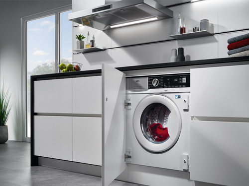 AEG L7WE74634BI washer dryer Built-in Front-load White – image 3