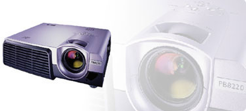 BenQ PB8220 Brightness 2200 Lumens XGA Resolution Weight 3.1kg(6.8lbs) DLP
