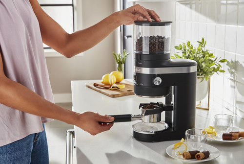 KitchenAid KCG8433BM coffee grinder – image 4