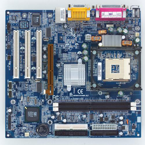 GIGABYTE 8S661FXM-RZ Socket 478 micro ATX