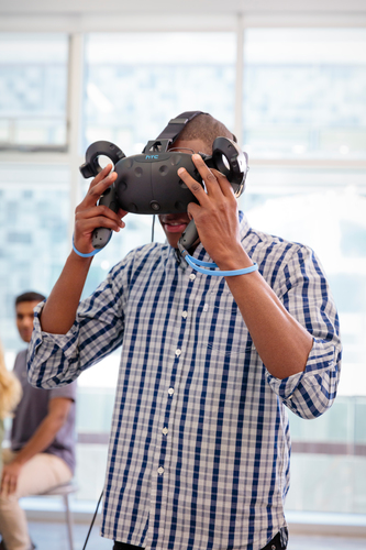 HP HTC Vive – image 3