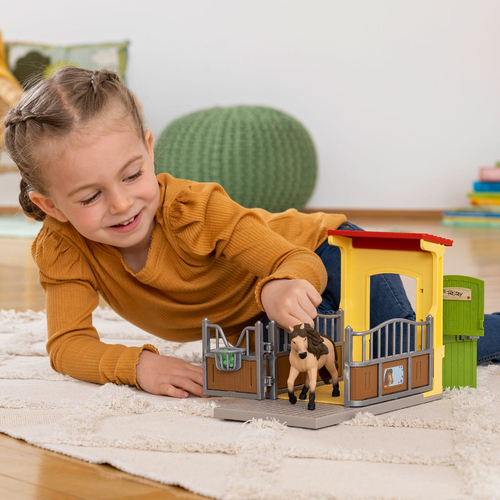 Schleich Farm World - Ponystal met IJslanderhengst speelfiguur, afbeelding 2