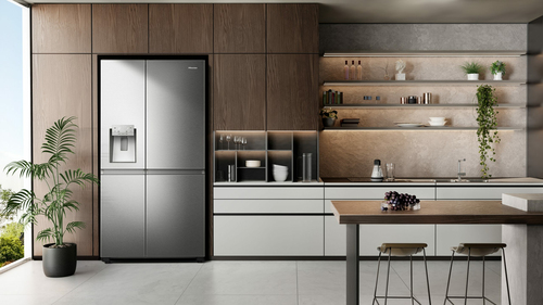 Hisense RS818N4IIE1 side-by-side refrigerator Freestanding – image 2