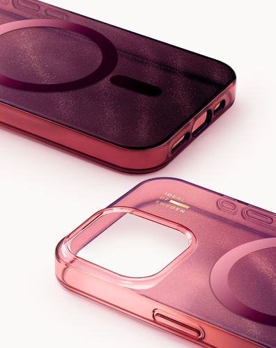 iDeal of Sweden Clear Case MagSafe iPhone 15 Pro Cherry Lacquer – image 3