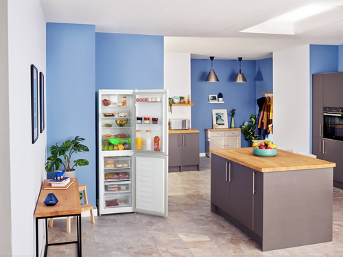 Beko CNG3582VW Freestanding Frost Free Fridge Freezer with HarvestFresh™ – image 5